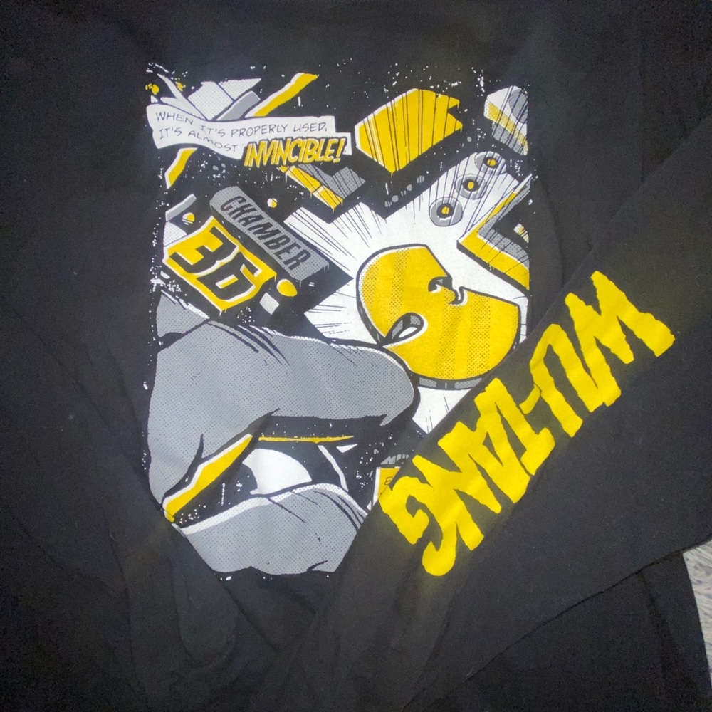 Black Oversized “Wu-tang Clan” Long Sleeve🖤💛